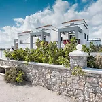 Villa Blue Pearl *