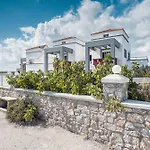 Villa Blue Pearl