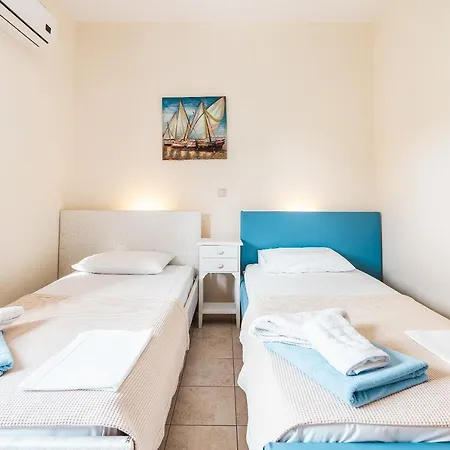 Blue Pearl Lachania (Rhodes)